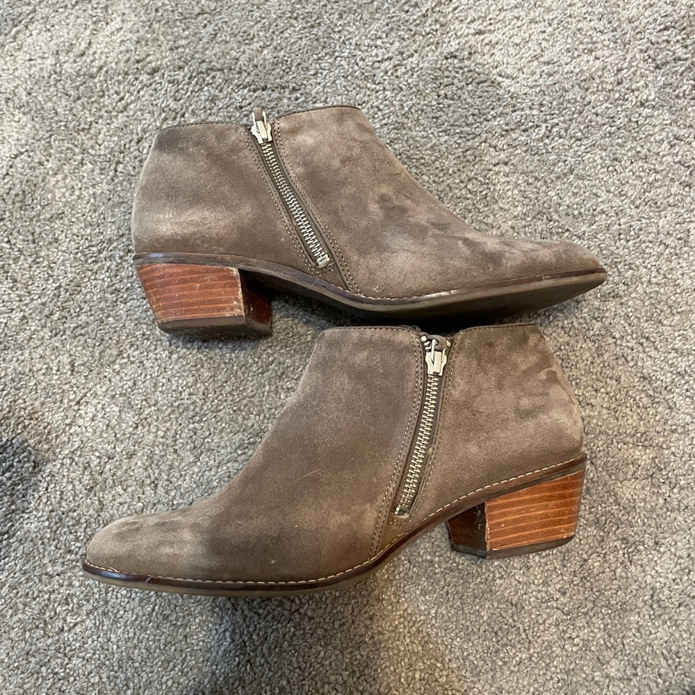 **Vionic Booties** - Picture 2 of 6